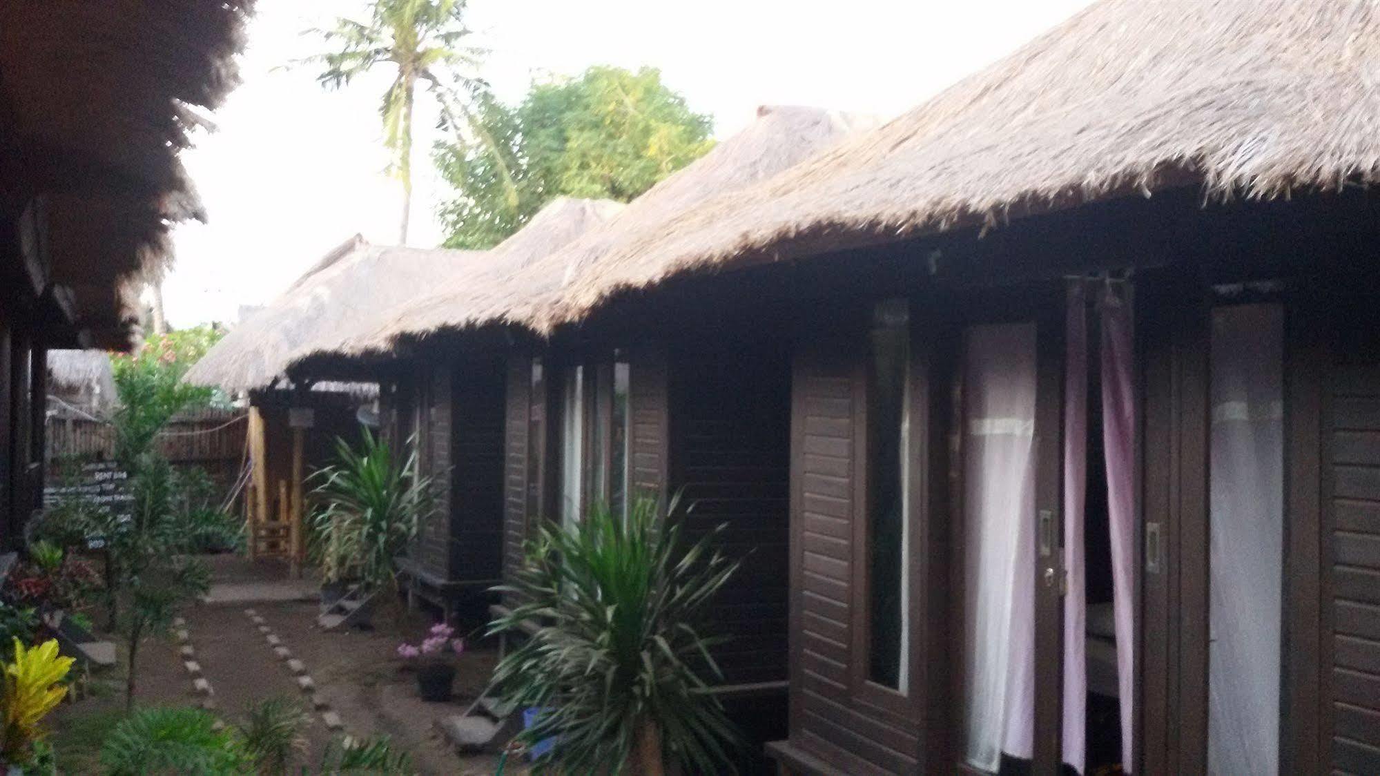 Mosaix Gili Bungalows Gili Trawangan Exterior foto